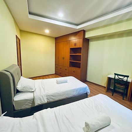Kuching City Center Riverbank Suites With Marvelous River View Εξωτερικό φωτογραφία