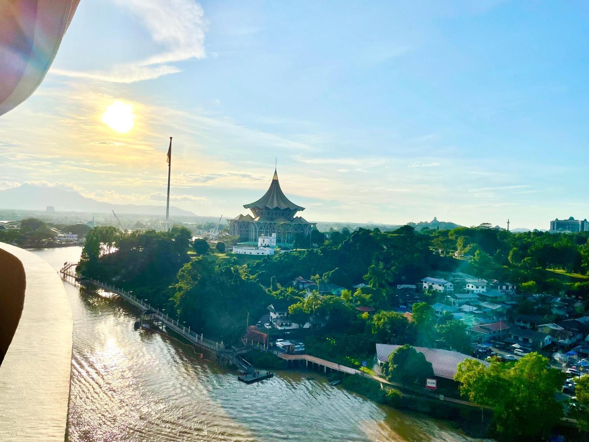 Kuching City Center Riverbank Suites With Marvelous River View Εξωτερικό φωτογραφία
